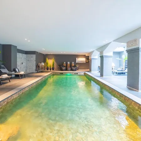 Grand Normandy By Cw Collection Hotel